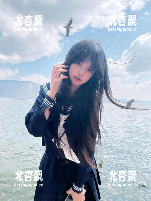 打开三刀刀miido最新作品集，感受空姐背后的故事与心情.txt
