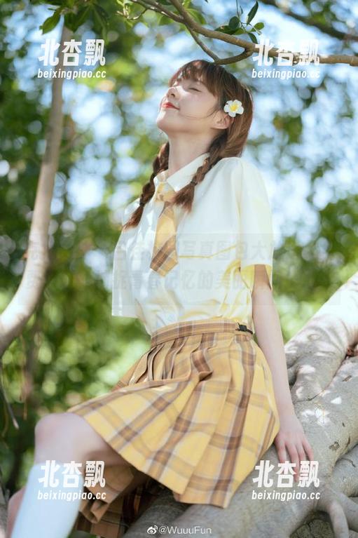 克拉女神-吕佳 克拉女神 - 吕佳校园写真图包大放送,免费领取,捕捉青春记忆的美丽瞬间!.txt