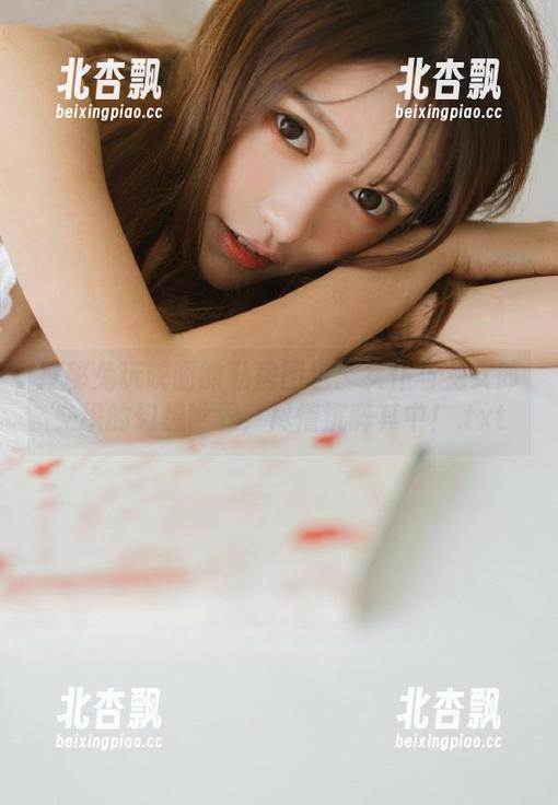 探秘兔玩映画的私房图包：女仆与兔女郎交织的幻想世界，尽情沉醉其中！.txt