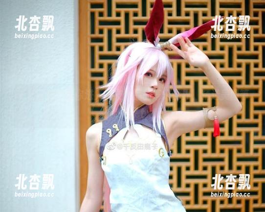 千反田鹿子带你进入女友作品的奇幻世界，精选美图等你来探.txt