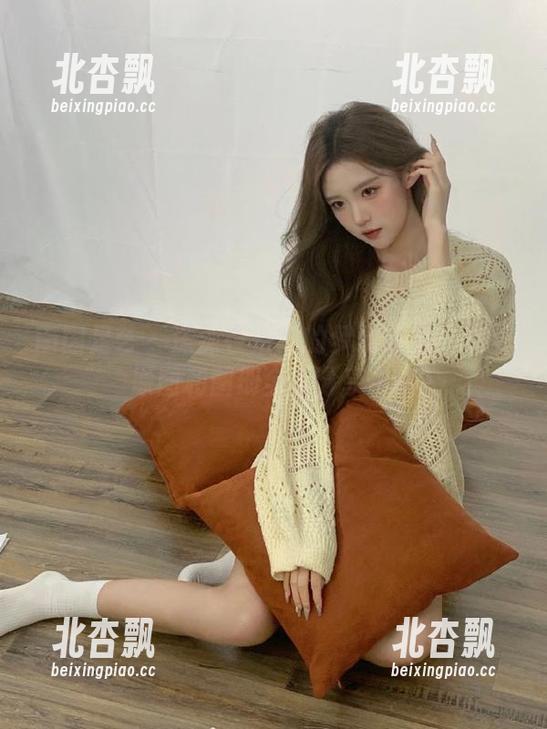南国足艺 - 沫沫在浴室的梦幻时刻：独家原图和图册全景分享.txt