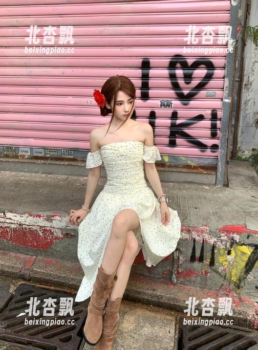 微密圈 - 精致周妍希花嫁写真，美图图包全解析，恋爱氛围满满！.txt