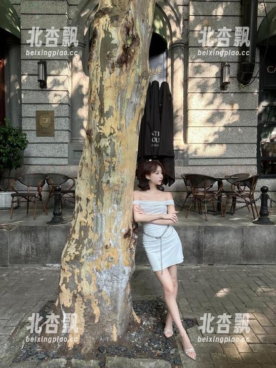 记录青春的芳华：喵糖映画推出学园妹妹高清作品集，展现校园生活的独特魅力.txt