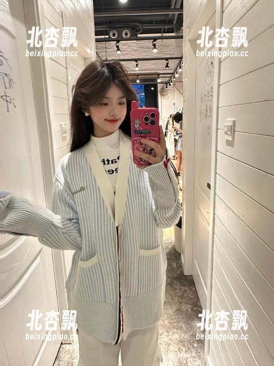 嗲囡囡 - 林煊煊办公室高清写真合集，捕捉每一个精彩瞬间的女性力量.txt