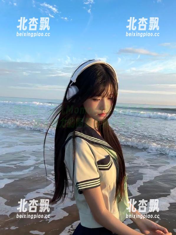 嗲囡囡 - 芷儿Momoko御姐写真艺术：撩人魅力的图册合集分享.txt