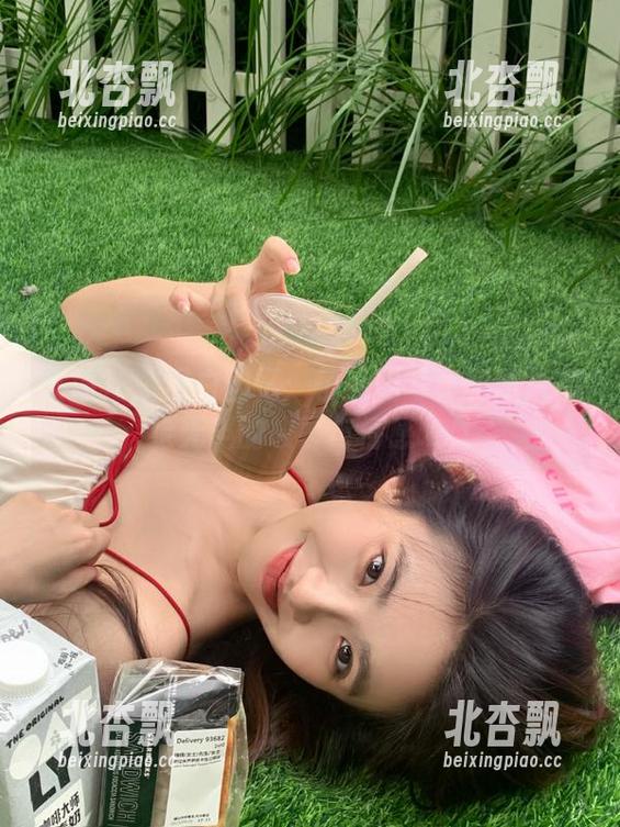 妖精社 - 黑白回忆：子熙用写真和照片描绘无声的故事与情感.txt