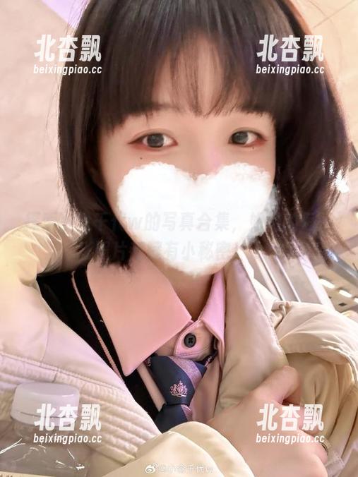 探索小仓千代w的写真合集，姐姐的每一张照片都藏有小秘密！.txt