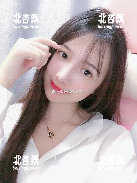 小小奶瓶儿双马尾写真合集：那些年我们一起追逐的双马尾青春记忆.txt