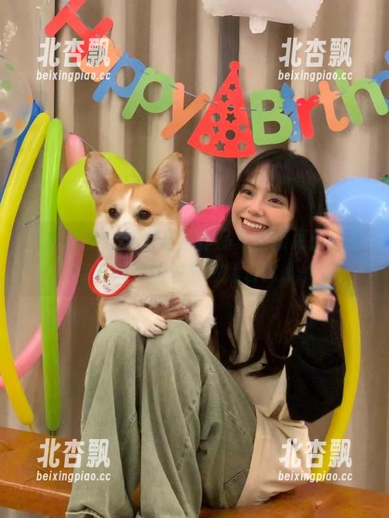 少女秩序 - 千澄居家作品集全新更新，带你走进她的温馨生活日常.txt