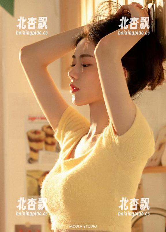尤果网 - 在无圣光的画境中，K8傲娇萌萌以其体操服造型，向我们展示无限魅力的图片故事.txt