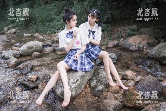 尤果网 - 追寻赵伊彤姐姐的私房写真，发现藏在她心底的美丽故事.txt