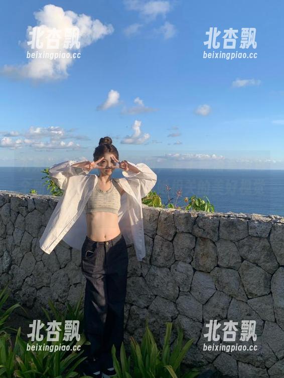 尤果网 - 掌握最新动向，金子熙浴室图包全新上线，开启一段与她相关的美好视觉之旅。.txt