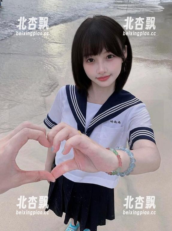 尤物馆-韩冰冰儿 尤物馆 - 艺术与生活的结合:韩冰冰儿黑丝写真美图与照片新视角.txt