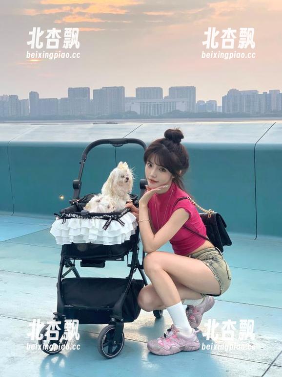 尤蜜荟 - 姝姝妹妹的梦幻写真集，学姐原图快来一起沉浸在可爱的氛围中！.txt