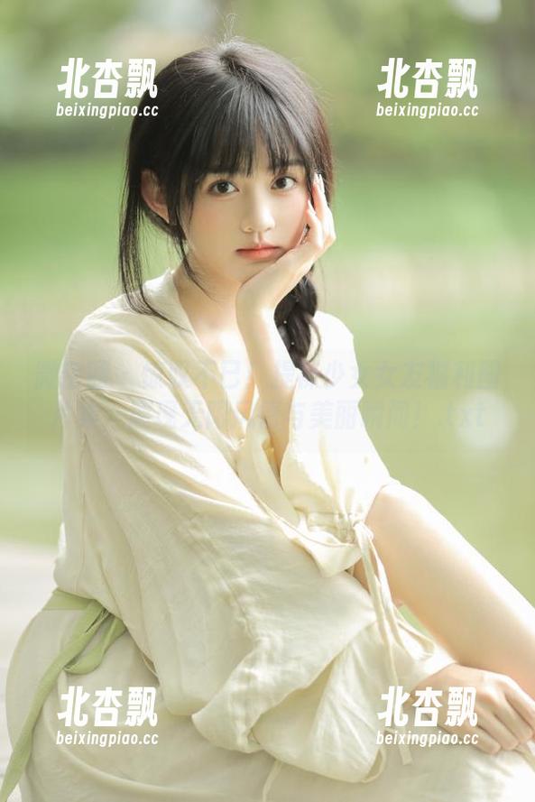 提袜少女 微密圈 - 惊叹不已!提袜少女女友福利图片集,展现无限风情与美丽瞬间!.txt