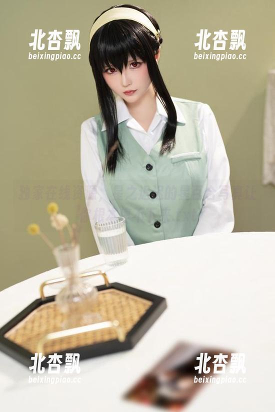 星之迟迟 独家在线资源,星之迟迟的星百合写真让你根本停不下来.txt