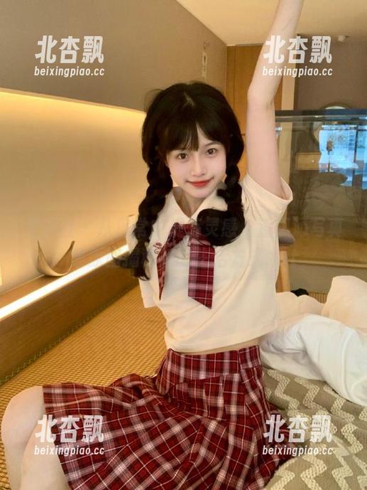 星颜社 - 从日常中提炼灵感，潘思沁写真集原图揭秘她的生活方式.txt