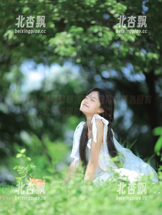 微密圈 - 是可馨耶海边夏日写真精选图库，记录美丽时光的瞬间.txt