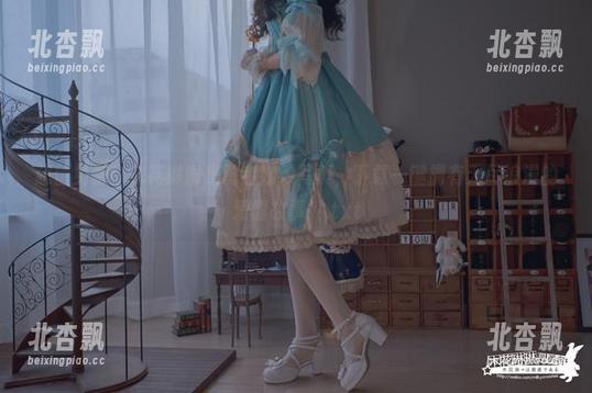 超值免费！木花琳琳是勇者婚纱写真，下载一键拥有无尽浪漫的爱情故事！.txt