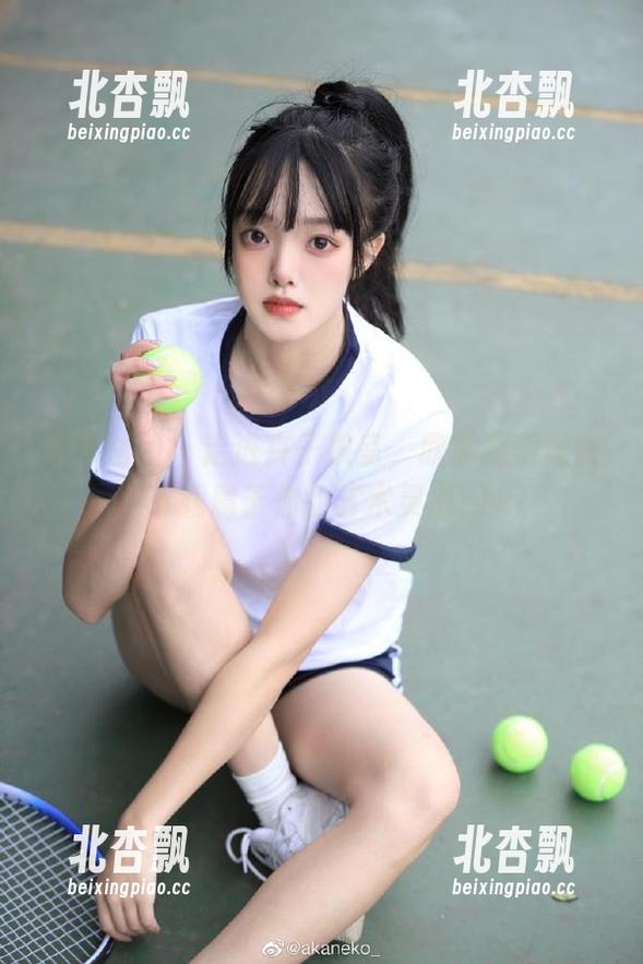 森萝财团 - 走进卉子教室，欣赏精美美图，下载属于你的艺术灵感!.txt