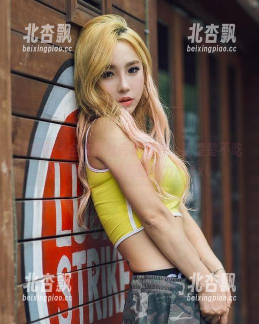 楚楚不吃鱼 微密圈 - 全套黑丝高跟图片,让楚楚不吃鱼带你感受时尚的魅力!.txt