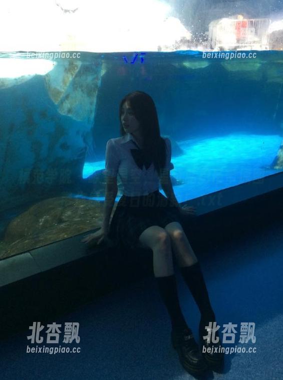 模范学院 - 瞭望星空，星萌私拍吊带原图带你感受夏日的清新！.txt