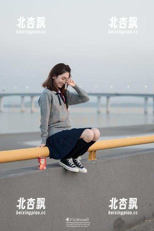 模范学院 - 夏日海边畅游，韩好甜无圣光图片带来的清新享受.txt
