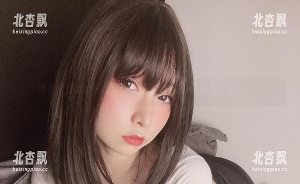 次屁啦 精选次屁啦小恶魔写真集资源,感受她的魅力与个性.txt