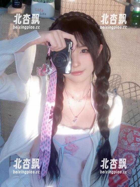 谁说美脚只是一种视觉享受？清水由乃的图集分享了背后的坚持与努力！.txt