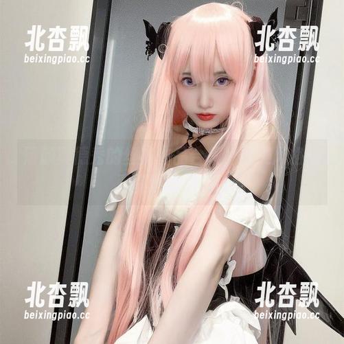 清颜真德秀的丝袜作品合集，绝美风格免费呈现给你.txt
