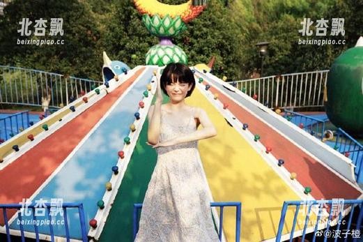 爱美足-紫曼 爱美足 - 紫曼写真大全:精美网袜作品集,带你领略时尚与个性的极致魅力。.txt