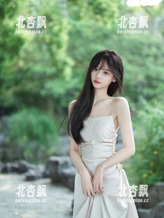 爱蜜社-俞公主 爱蜜社 - 揭秘俞公主的豹纹梦:经典原图合集带你领略不一样的美.txt