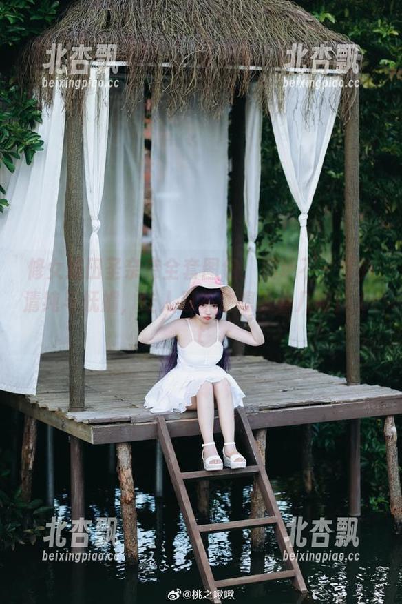 修女猫田圣奈奈全套图包，展现不一样的清纯与妩媚，让人忍不住想多看几眼！.txt