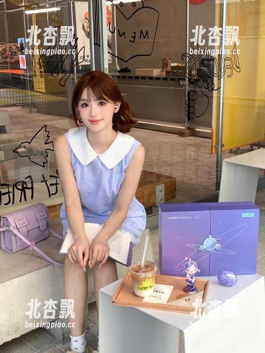 瑞丝馆 - 慕西Mona美脚最新作品集强势更新，带你领略不一样的足部风情与摄影艺术！.txt