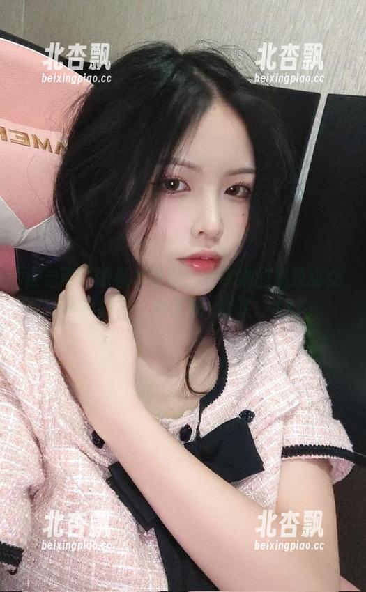 疾走可可的福利时刻：分享她的温泉巫女写真作品，尽享视覺盛宴！.txt