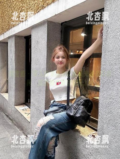 微密圈 - 深入白龙猫女红底极光的奇幻境界，精选图库等你发现.txt