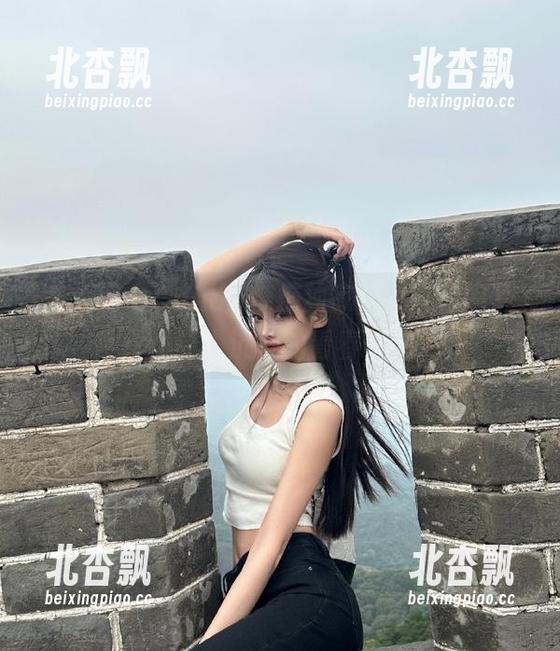 秀人网 - Candy糖糖独家少女私房写真合集：让人沉醉的青春气息.txt