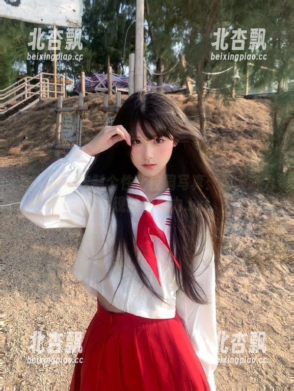 秀人网-周大萌 秀人网 - 定制个性化校园写真:周大萌为你呈现独特魅力.txt