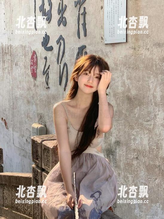 秀人网-媃柔 秀人网 - 最新写真分享来袭!媃柔的甜心作品,让你笑出腹肌不是梦!.txt