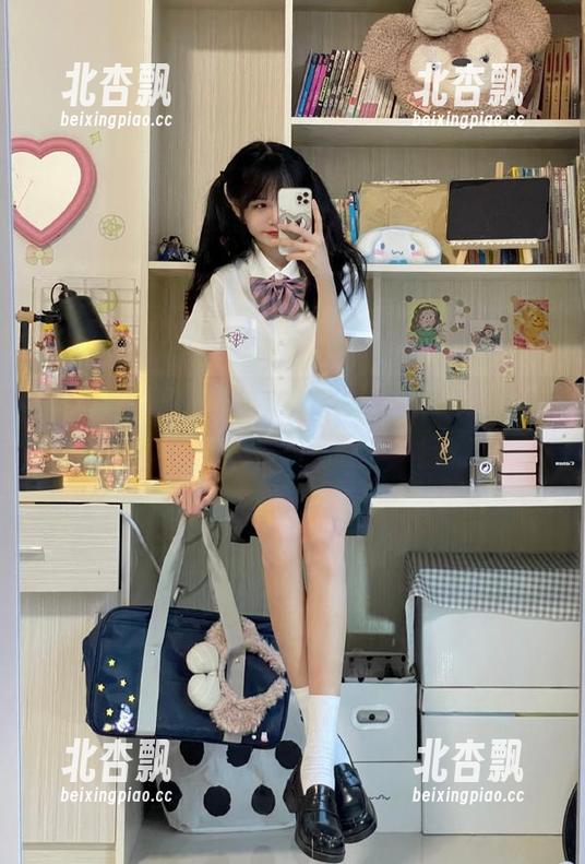 秀人网 - 观看安然儿的圣诞写真，感受她传递的节日快乐与温情！.txt