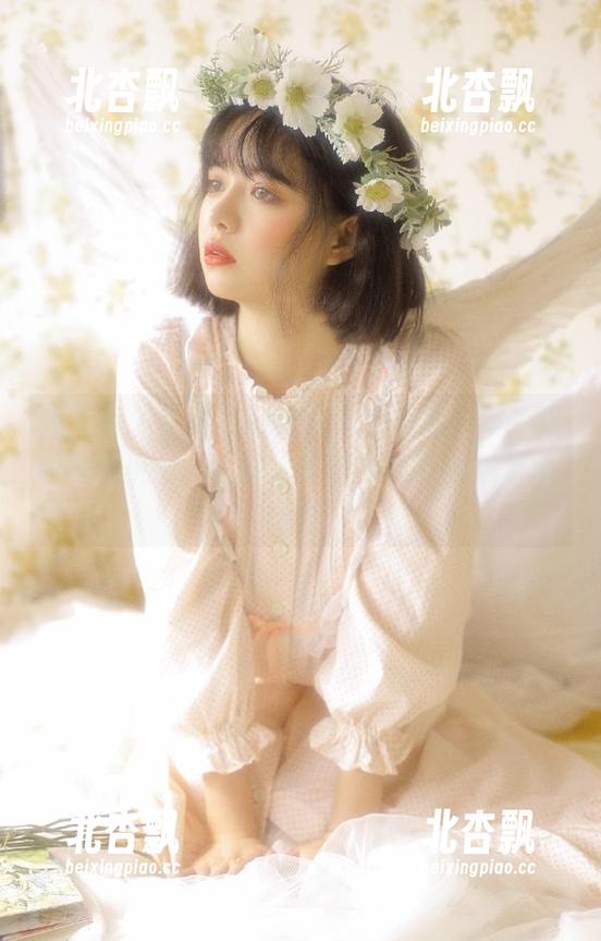 秀人网 - 李可儿日常写真集揭秘：每一张原图都讲述一个动人的故事，等你来发现.txt