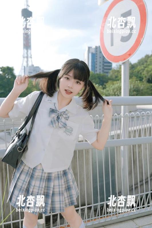 秀人网 - 温馨如初：瑞瑞ruirui妹妹图集精选带你领略美的传递.txt