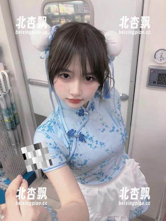 秀人网 - 甜白酱的学妹写真作品大合集，感受不同风格的写真魅力！.txt