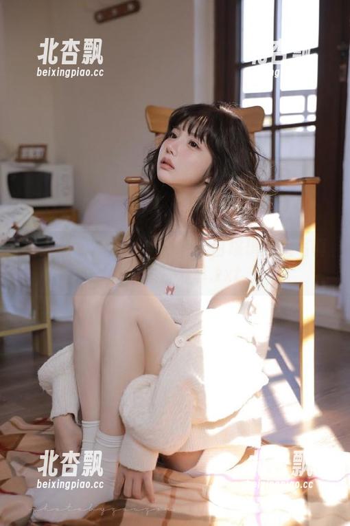 秀人网 - 美丽从未停歇：白琮瑗空姐写真精彩图片分享.txt