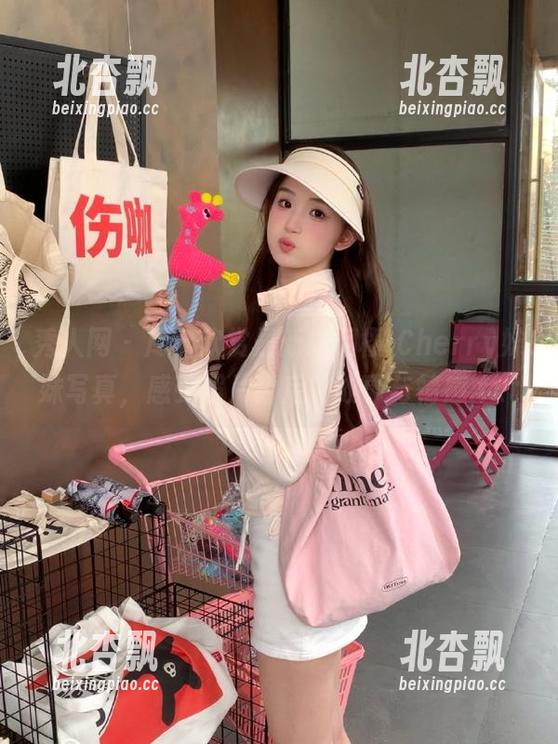 秀人网 - 尽情欣赏最新绯月樱-Cherry妹妹写真，感受照片背后的故事与情感.txt