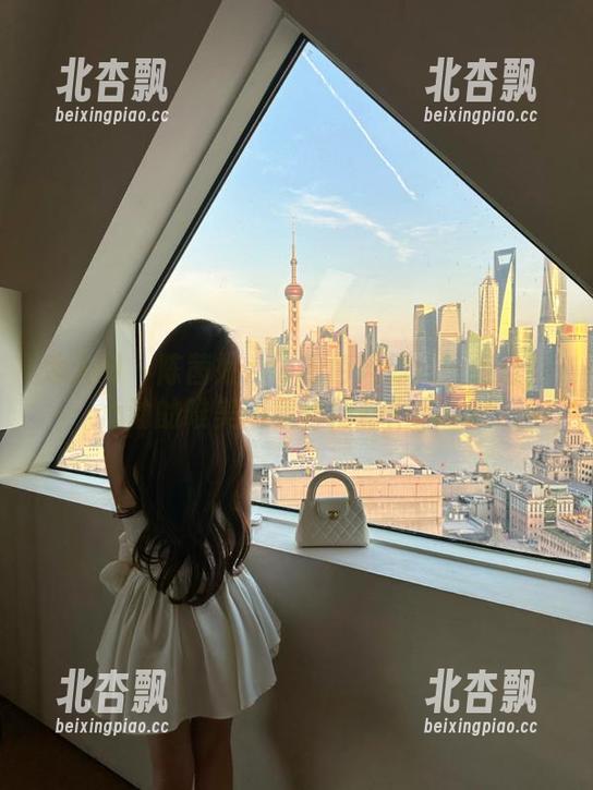 秀人网 - 陈茜妮zoe粉色风情：一组让你心动的唯美图集与精彩作品.txt