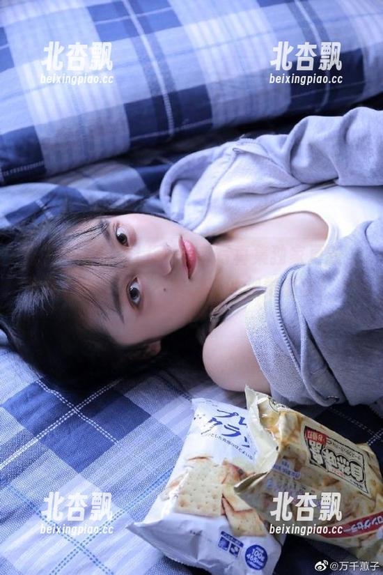 秀人网 - 雪瑞Lisa吊带写真集独家更新，免费下载，绝对不容错过的视觉盛宴！.txt