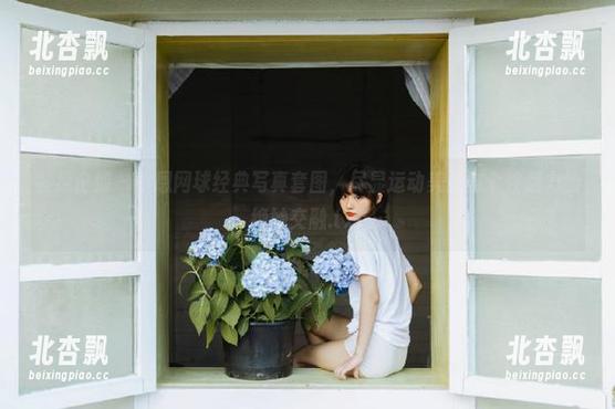 紧急企划 - 小恩网球经典写真套图，尽显运动美感与个性魅力的绝妙交融.txt