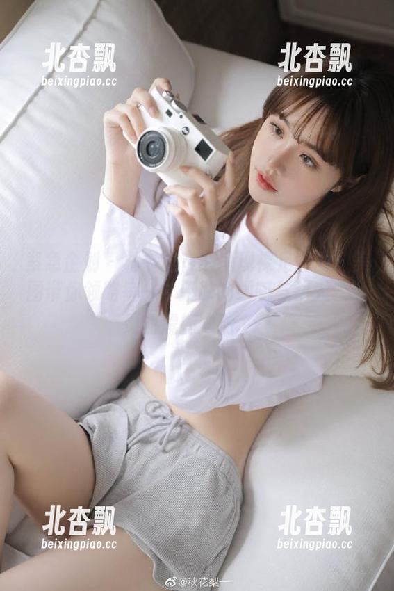 紧急企划-林书辞 紧急企划 - 林书辞在线呈现裸足魅力:美图带你领略每一寸肌肤的细腻与动人,心灵的震撼之旅.txt