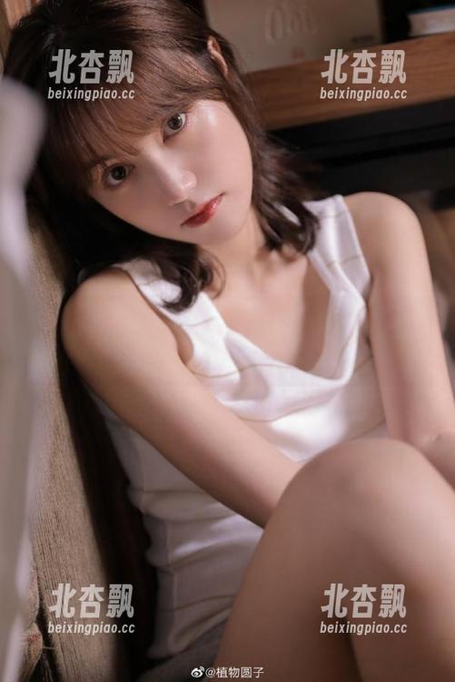 紧急企划 - 见希美脚图包欣赏，福利独家送出，抓紧时间下载吧.txt
